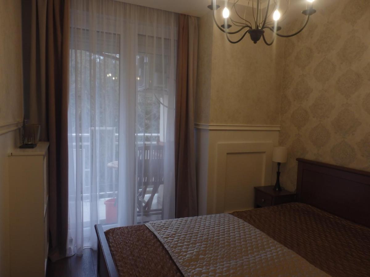 Zoe Apartman Heviz Bagian luar foto