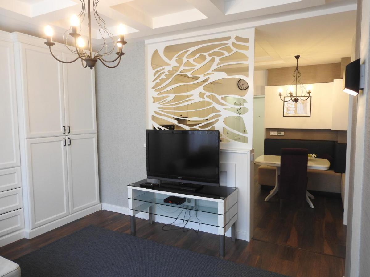 Zoe Apartman Heviz Bagian luar foto