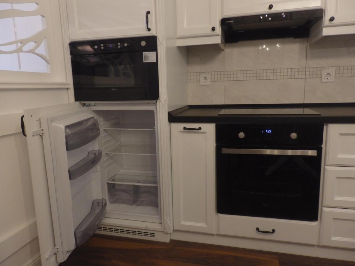 Zoe Apartman Heviz Bagian luar foto