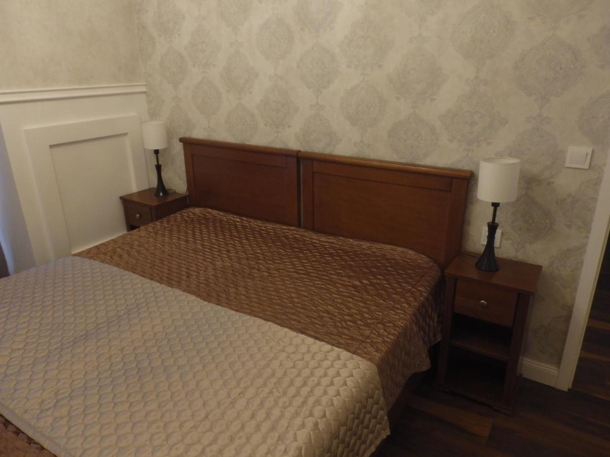 Zoe Apartman Heviz Bagian luar foto